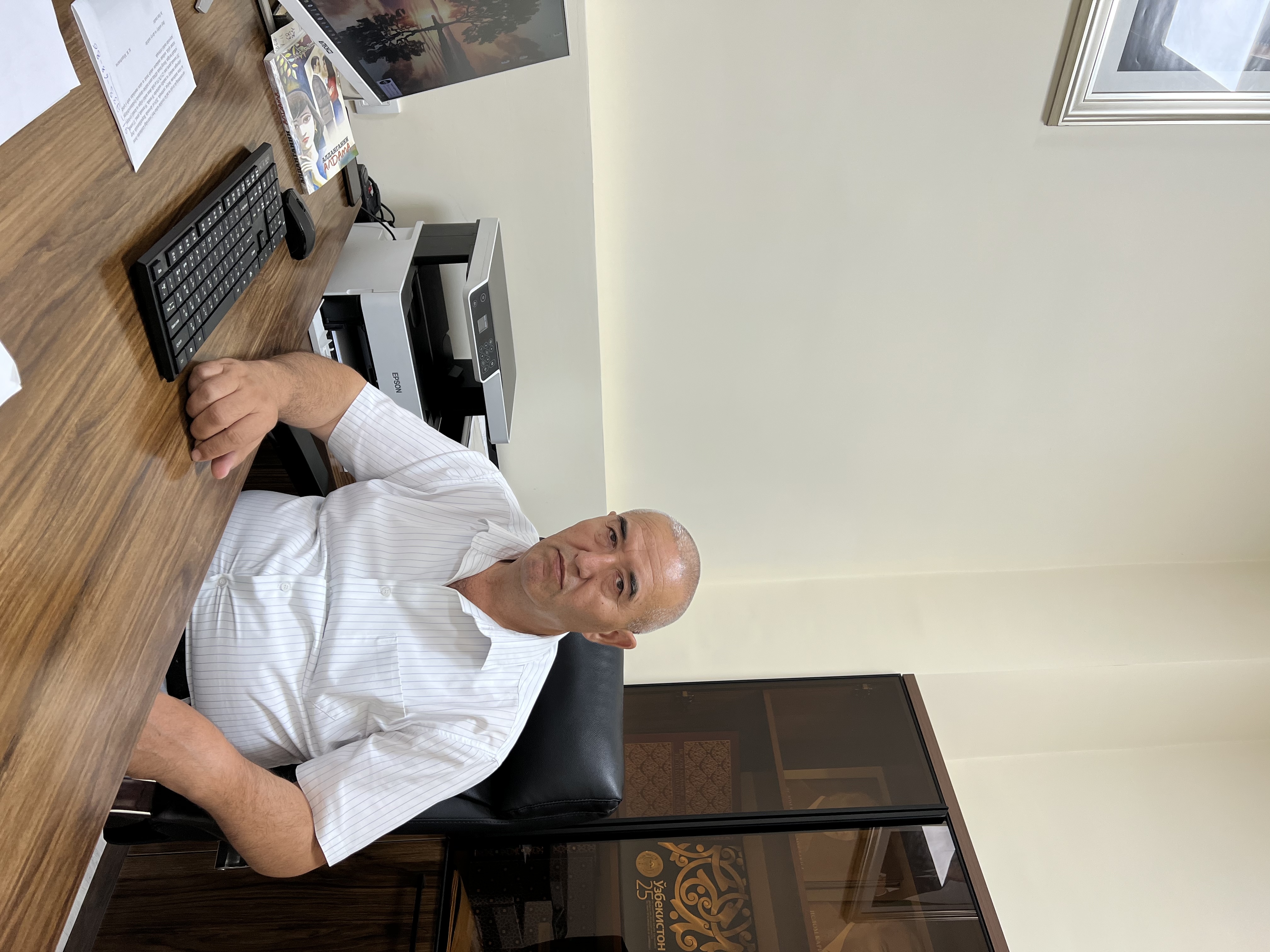 Axborot resurs markazi boshlig'i