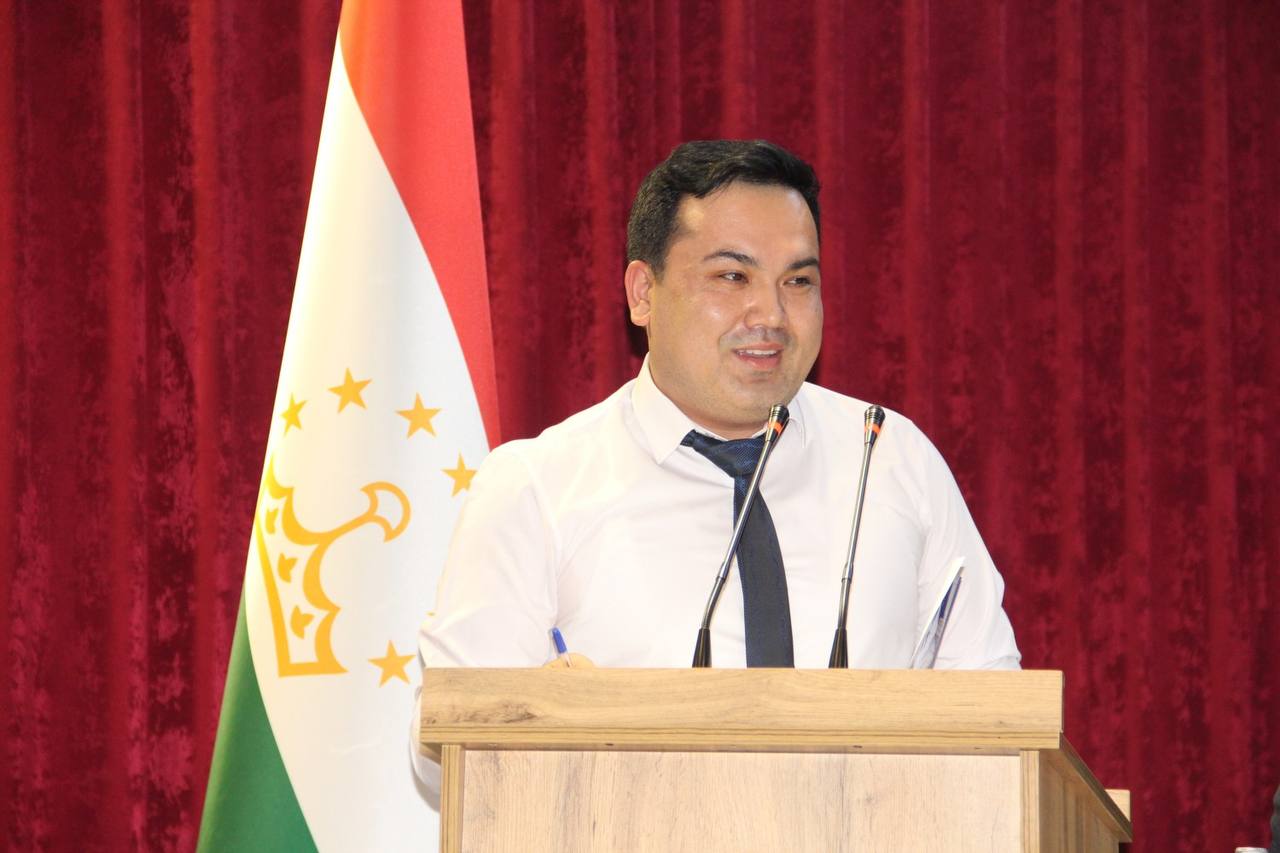 Xalqaro konferensiya Qo‘qon DU o‘qituvchisining plenar ma’ruzasi bilan boshlandi