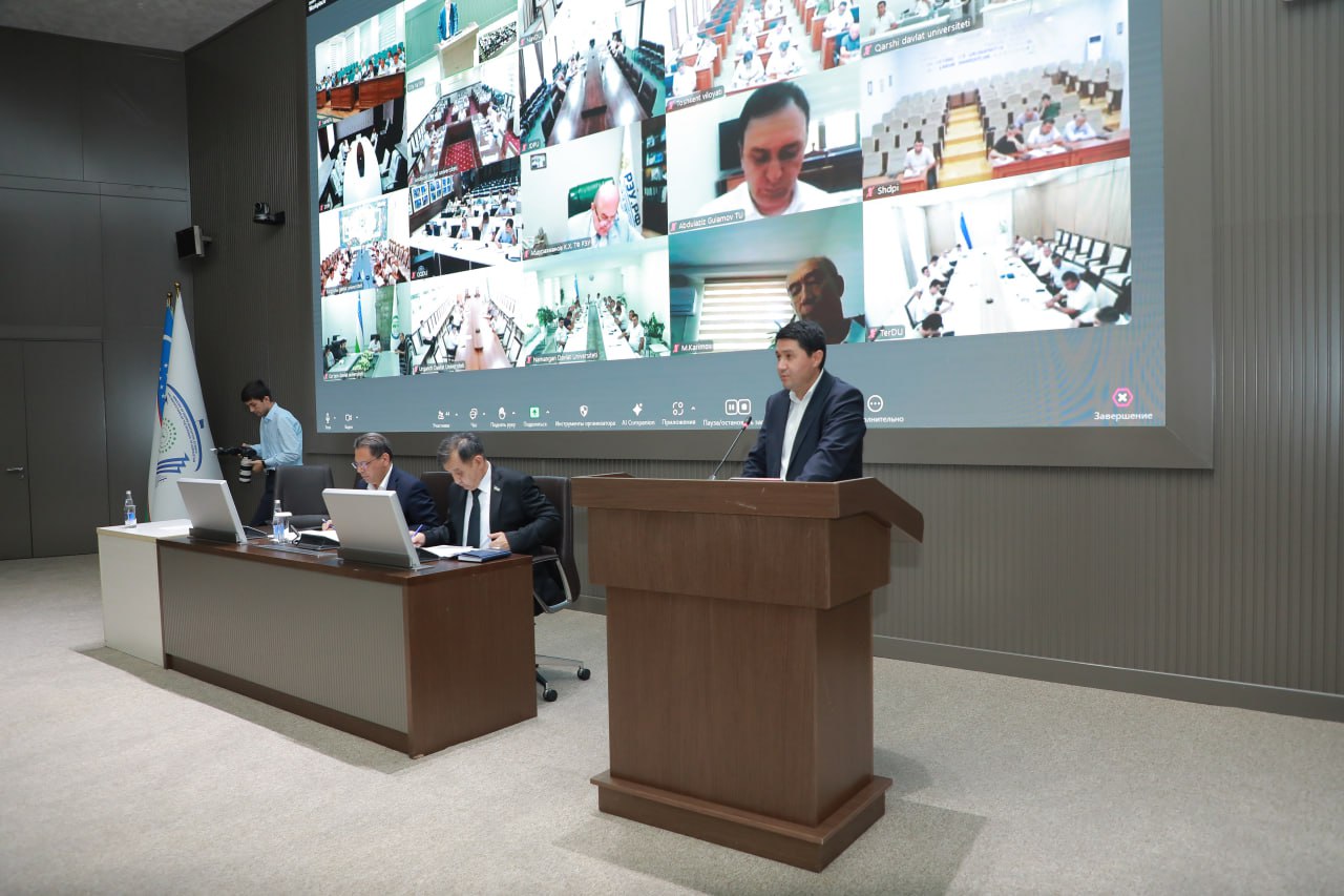 Oliy taʼlim tizimida “Korrupsiyasiz soha” loyihasining ijrosi muhokama qilindi